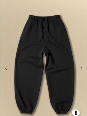 Elwood Core Sweatpant